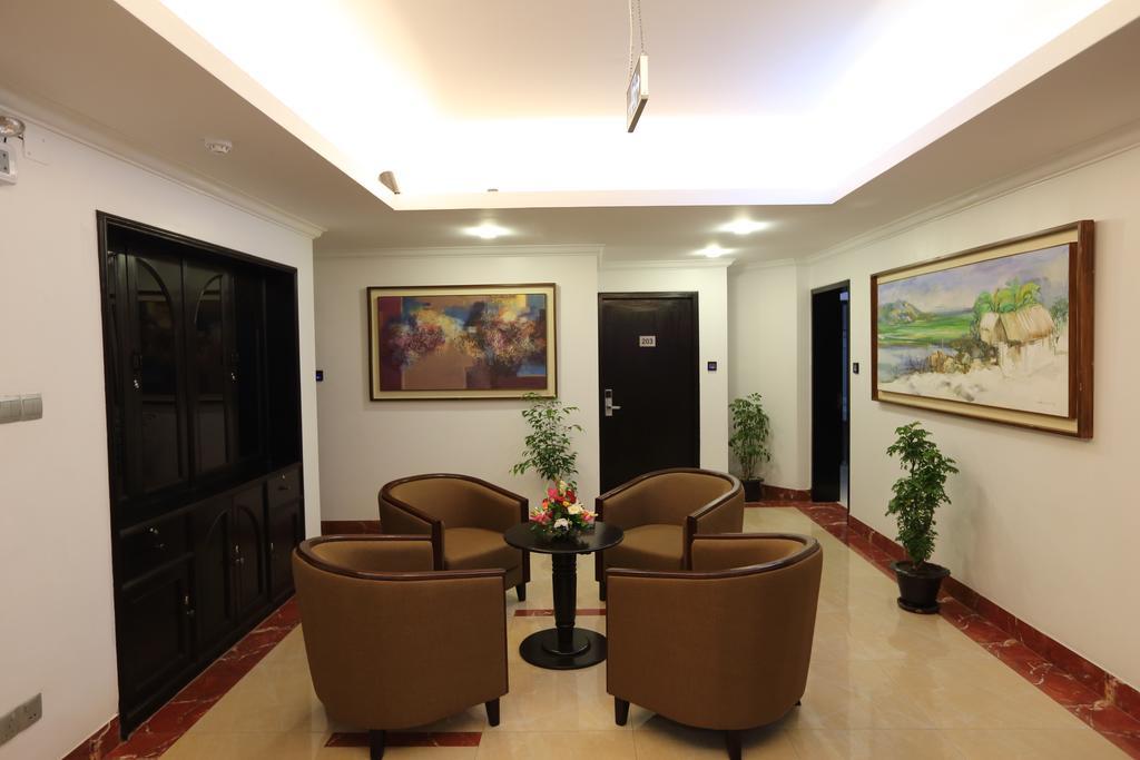 Отель Nascent Gardenia Baridhara Дакка Экстерьер фото